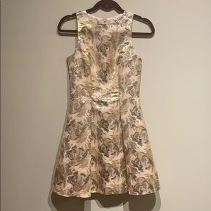 Pink dress with gold and neutral roses